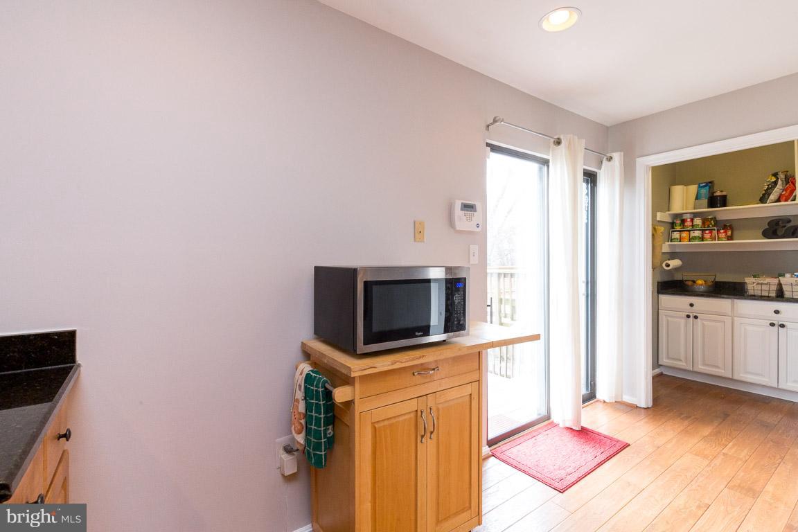 LONGSTREET COMMONS - Residential