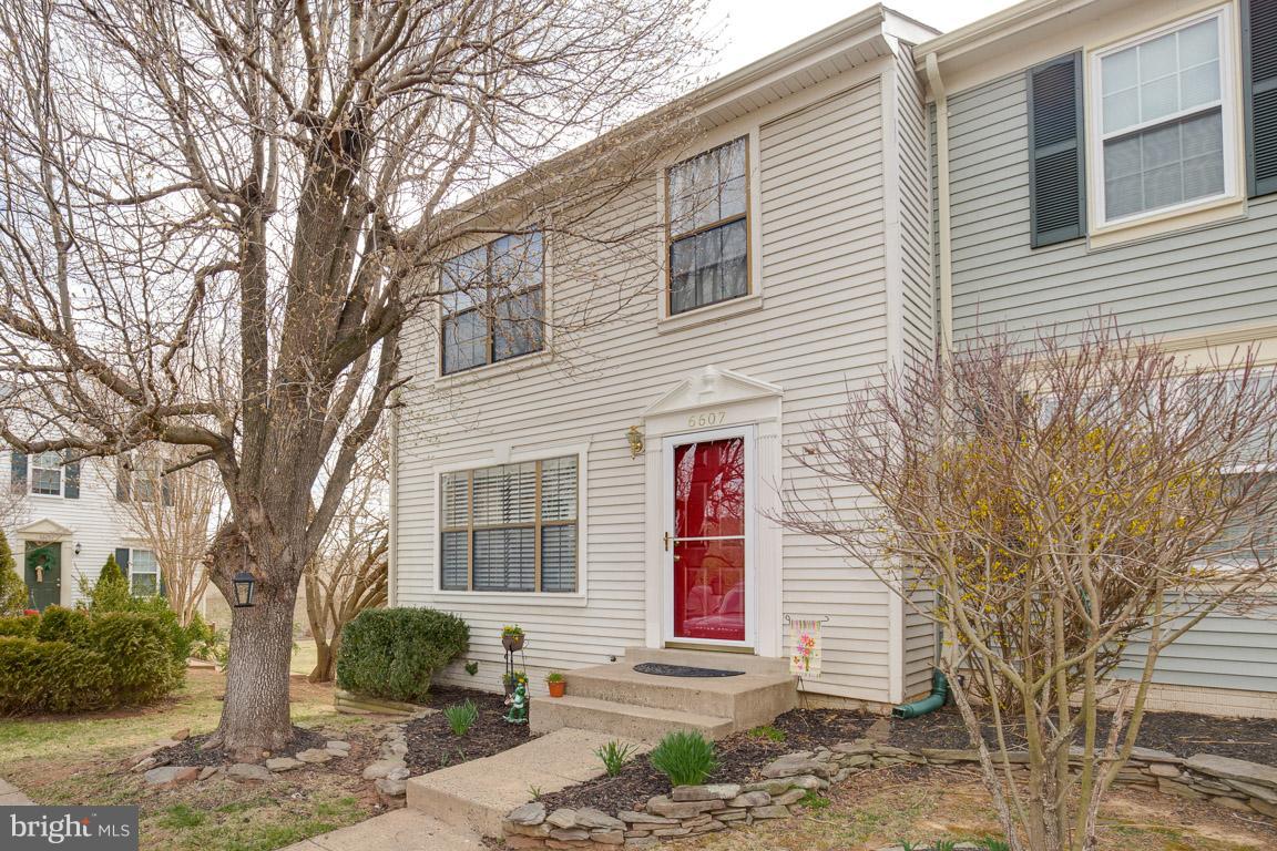 LONGSTREET COMMONS - Residential