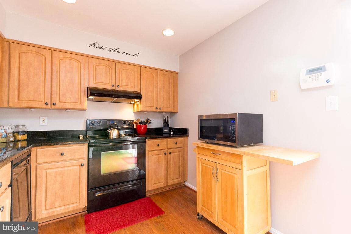 LONGSTREET COMMONS - Residential