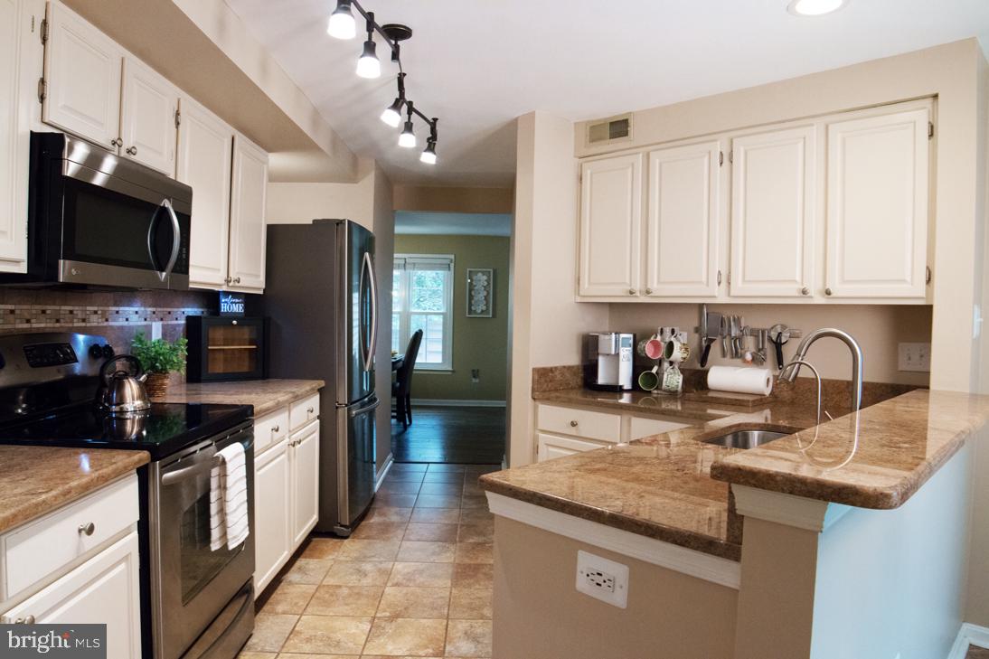 ASHBURN FARM - Residential