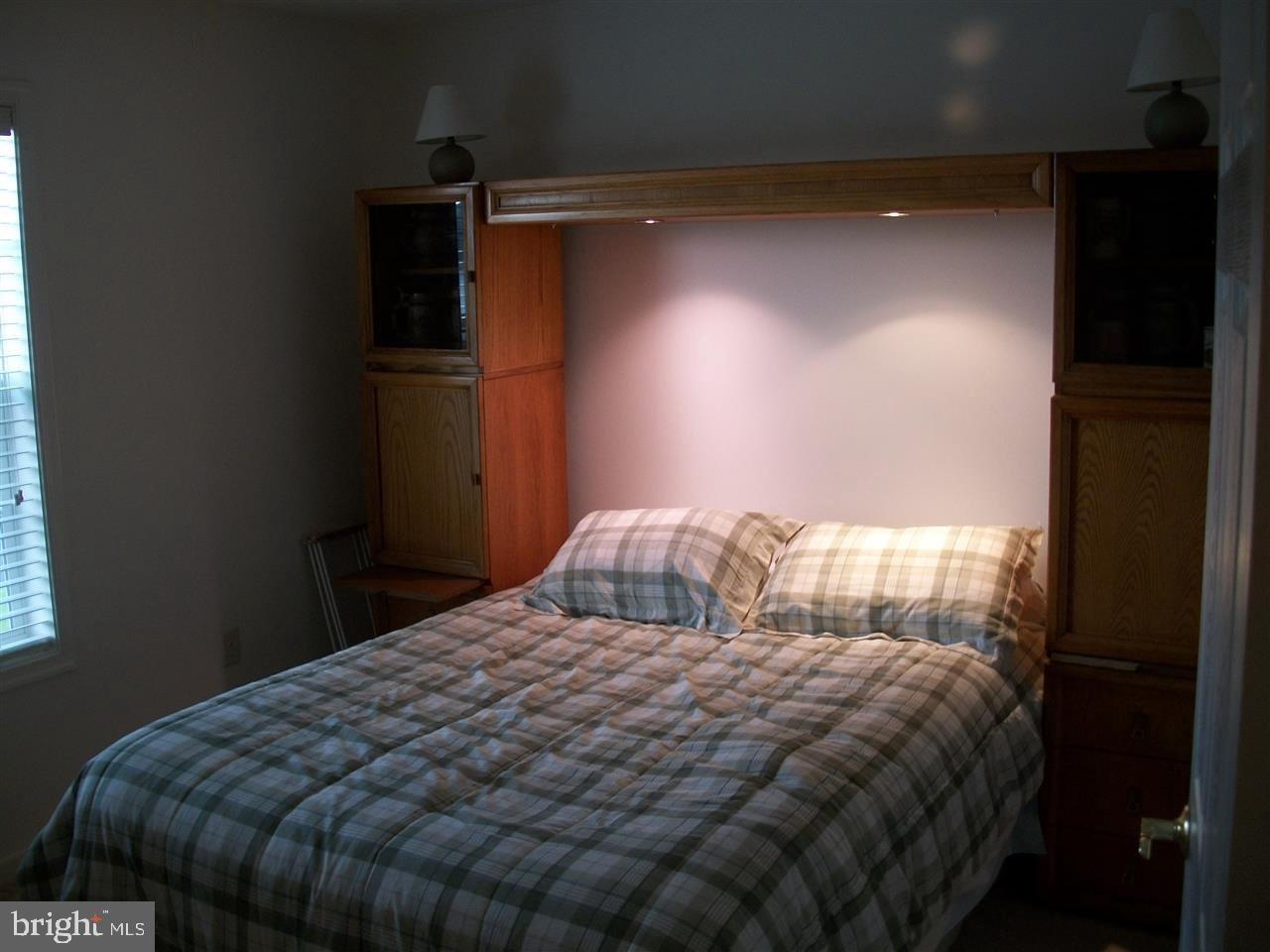 MEADOWS - Residential