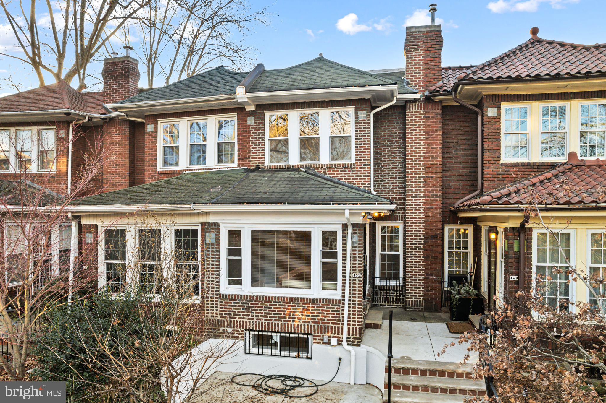 UNIVERSITY CITY - Residential