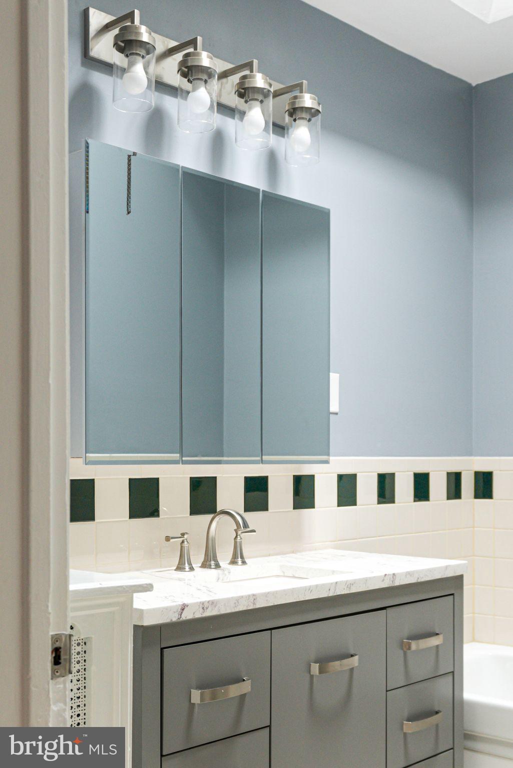 UNIVERSITY CITY - Residential