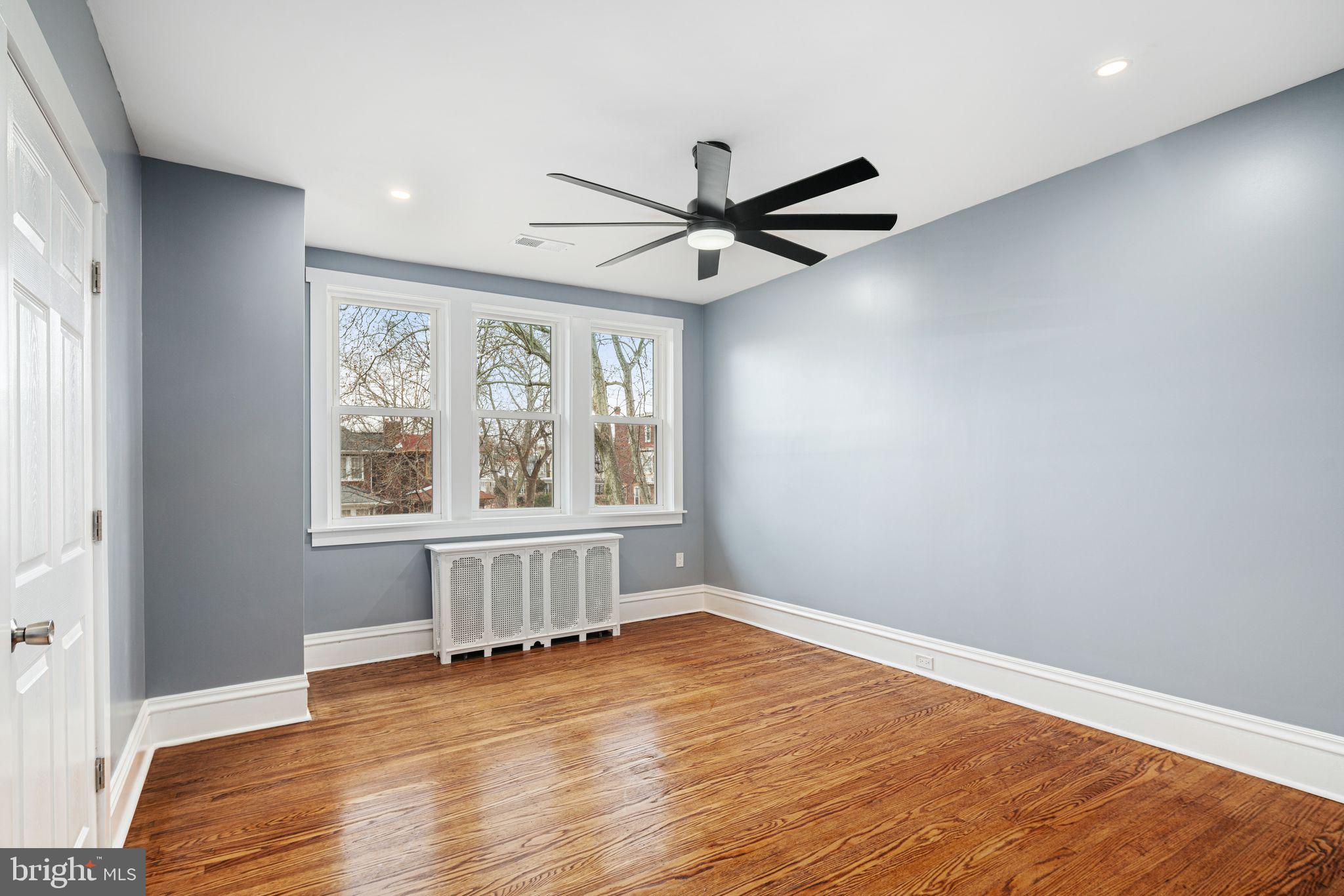 UNIVERSITY CITY - Residential