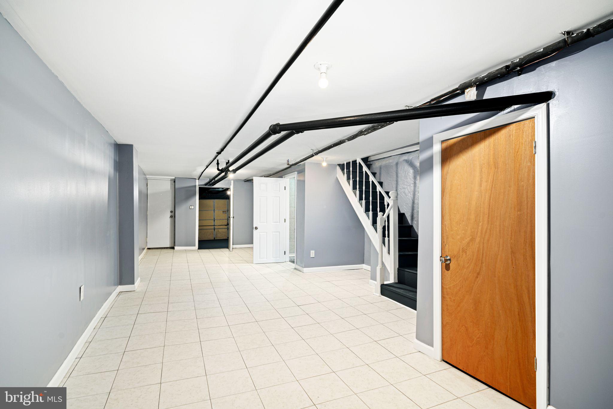 UNIVERSITY CITY - Residential