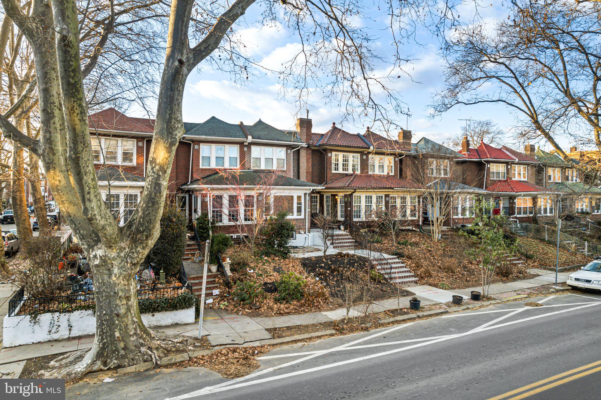 UNIVERSITY CITY - Residential