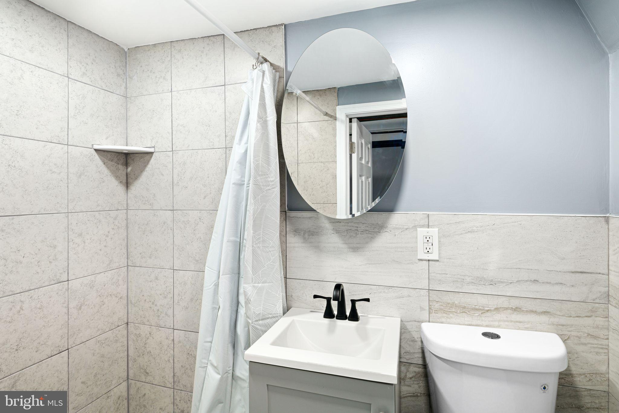 UNIVERSITY CITY - Residential