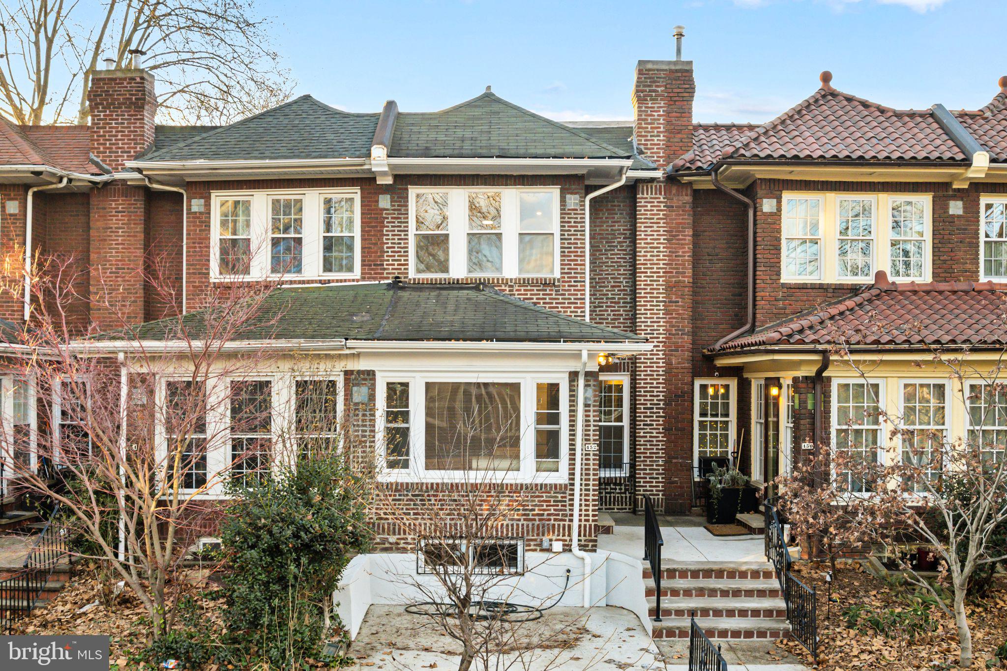 UNIVERSITY CITY - Residential