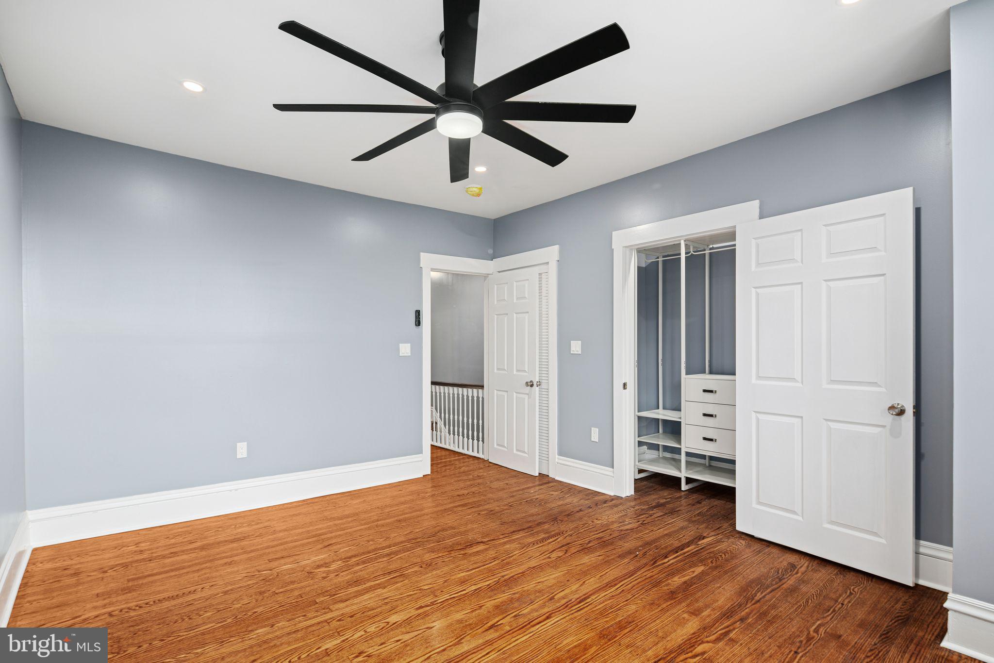 UNIVERSITY CITY - Residential