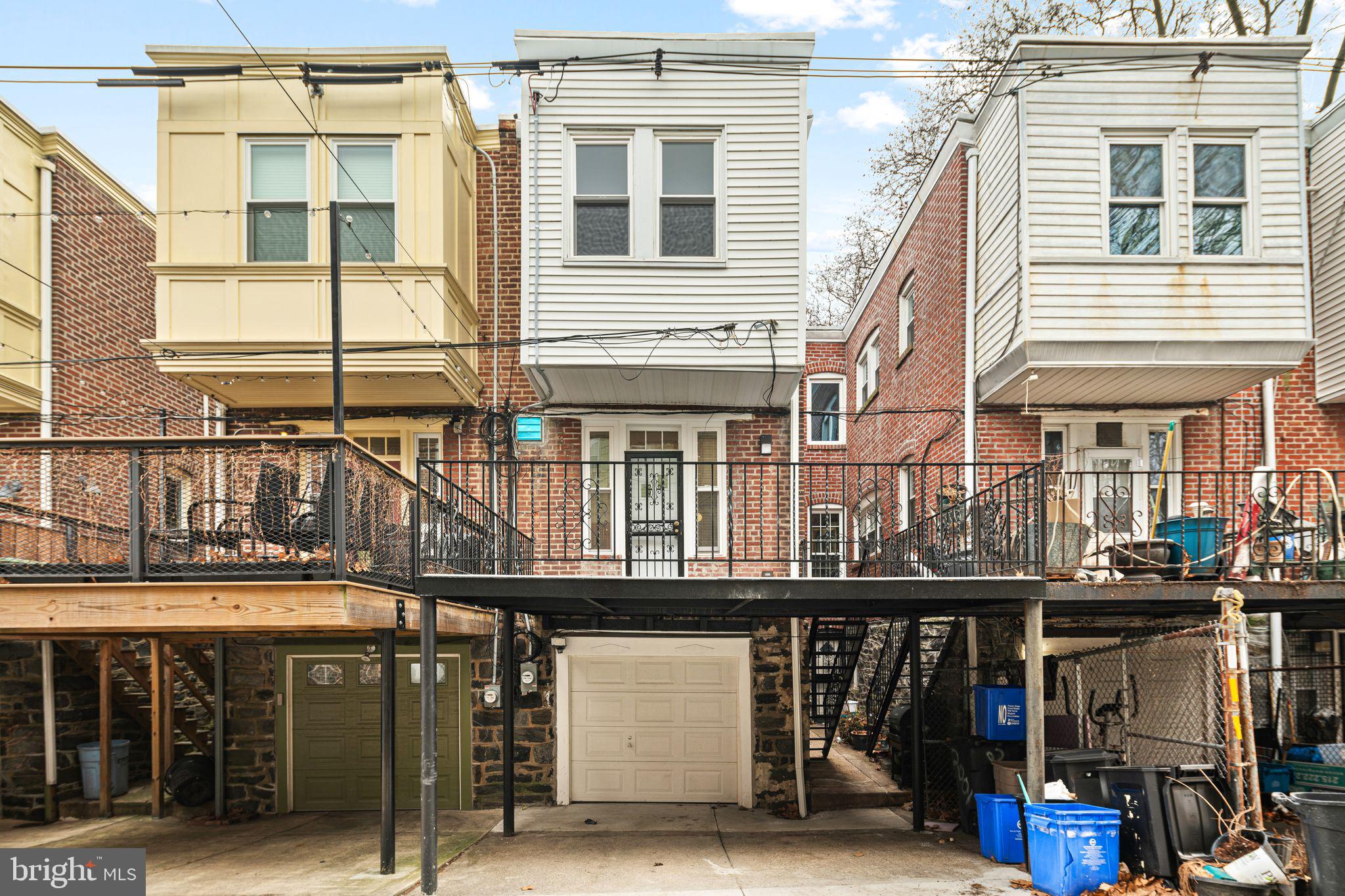 UNIVERSITY CITY - Residential