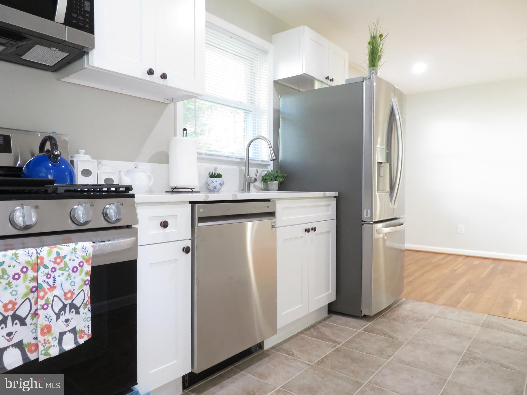 NEW CARROLLTON - Residential