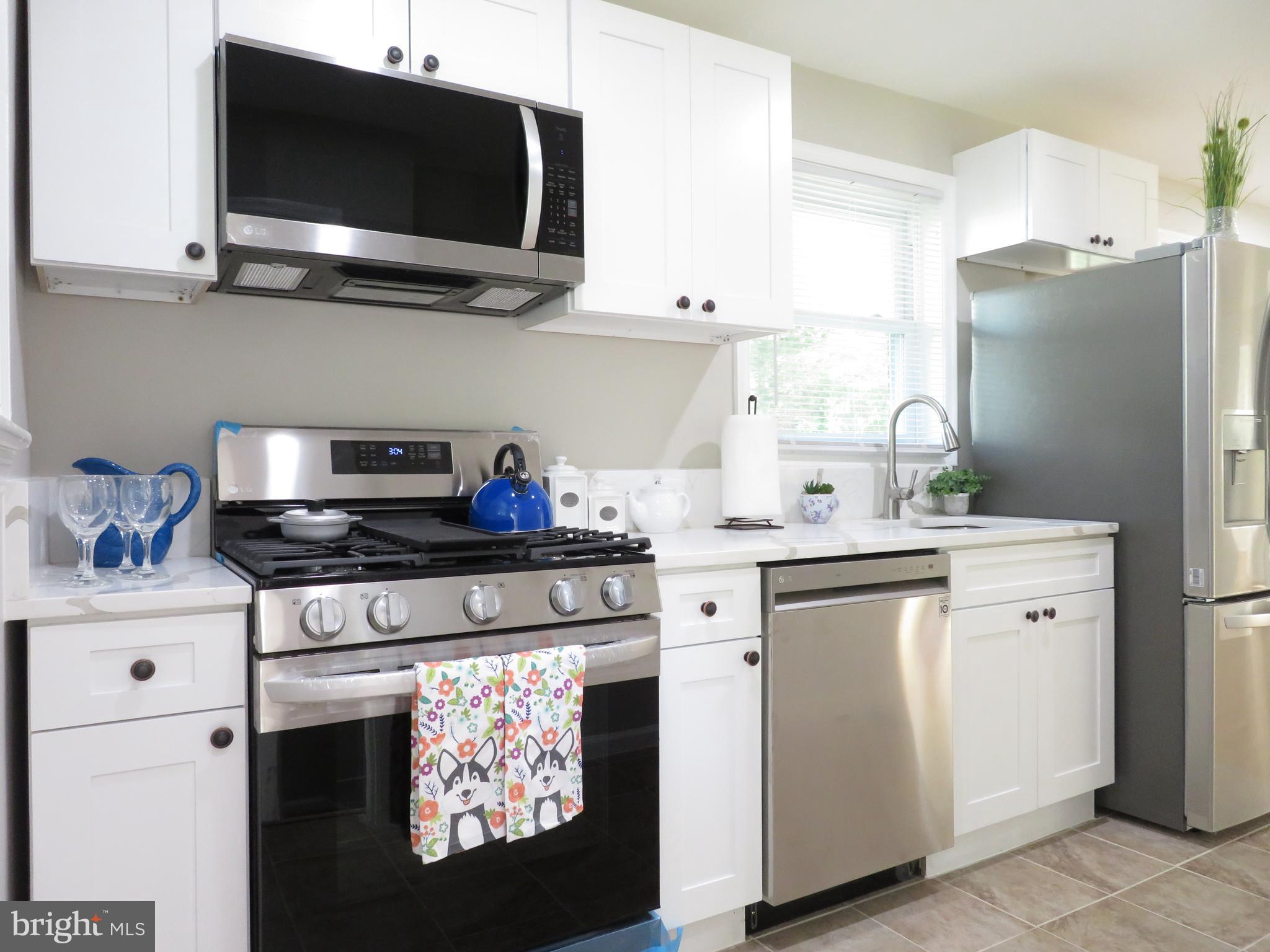 NEW CARROLLTON - Residential