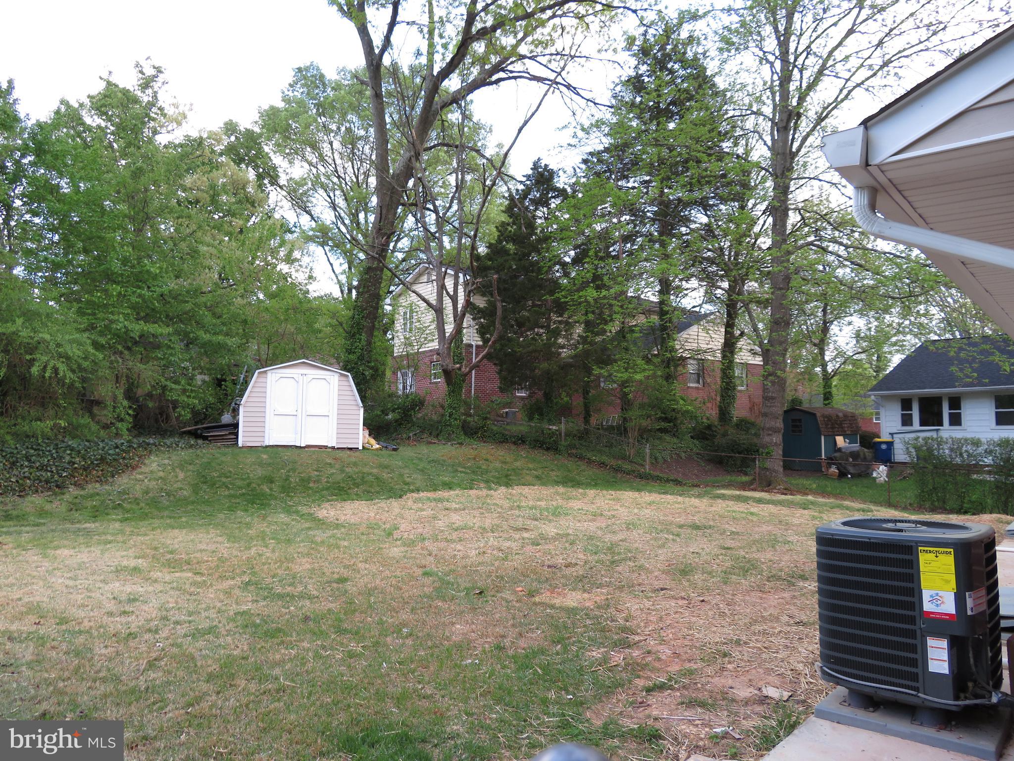 NEW CARROLLTON - Residential