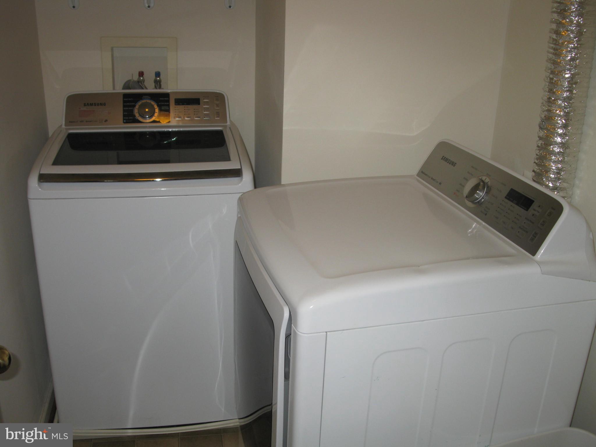 THE OAKS AT WATERS EDGE - Residential