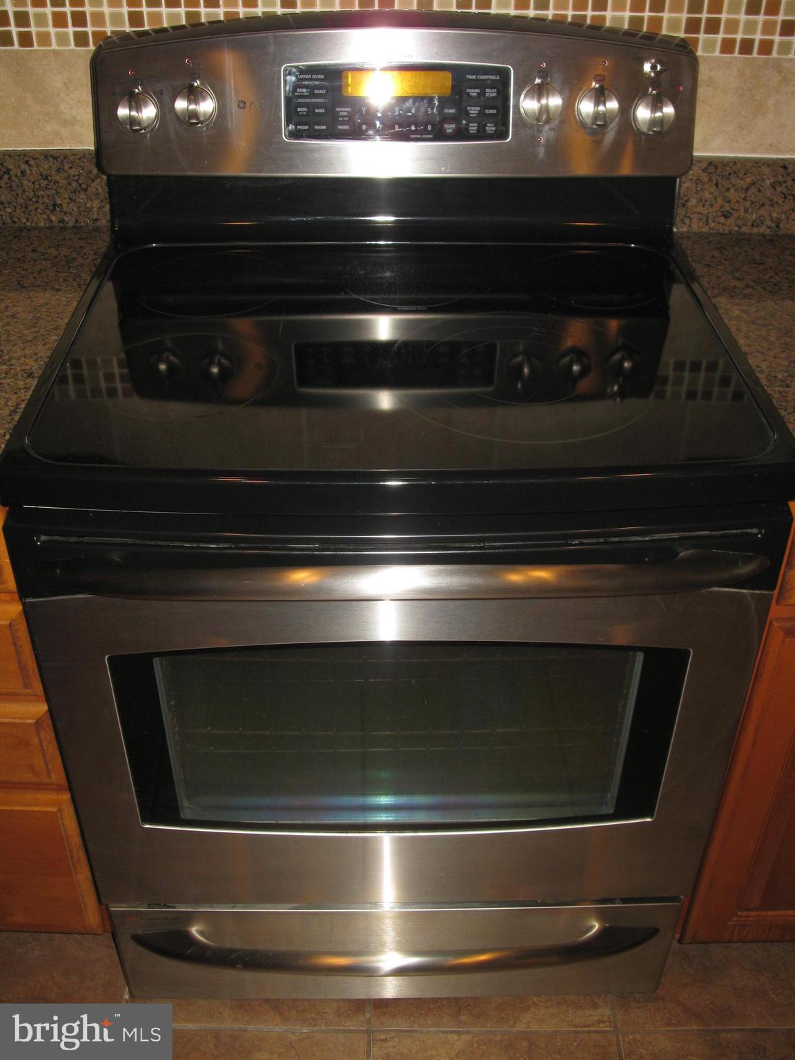 THE OAKS AT WATERS EDGE - Residential