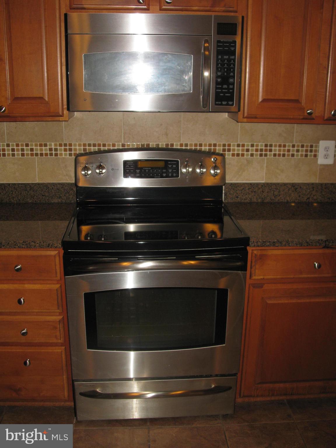 THE OAKS AT WATERS EDGE - Residential