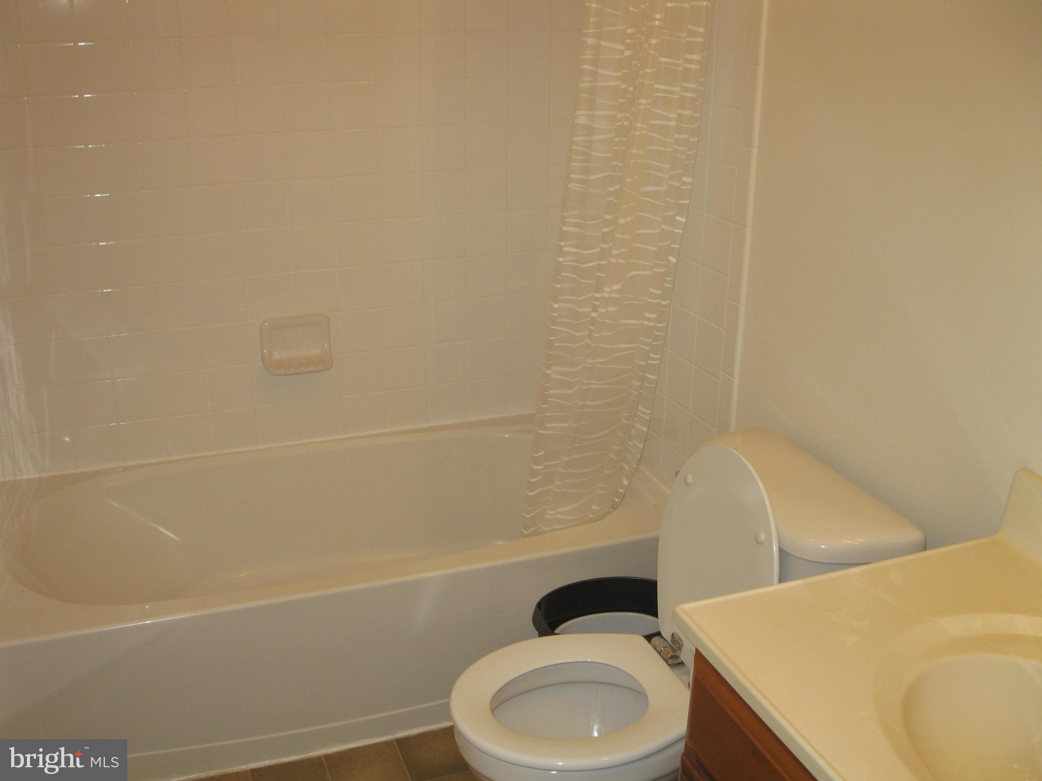 THE OAKS AT WATERS EDGE - Residential