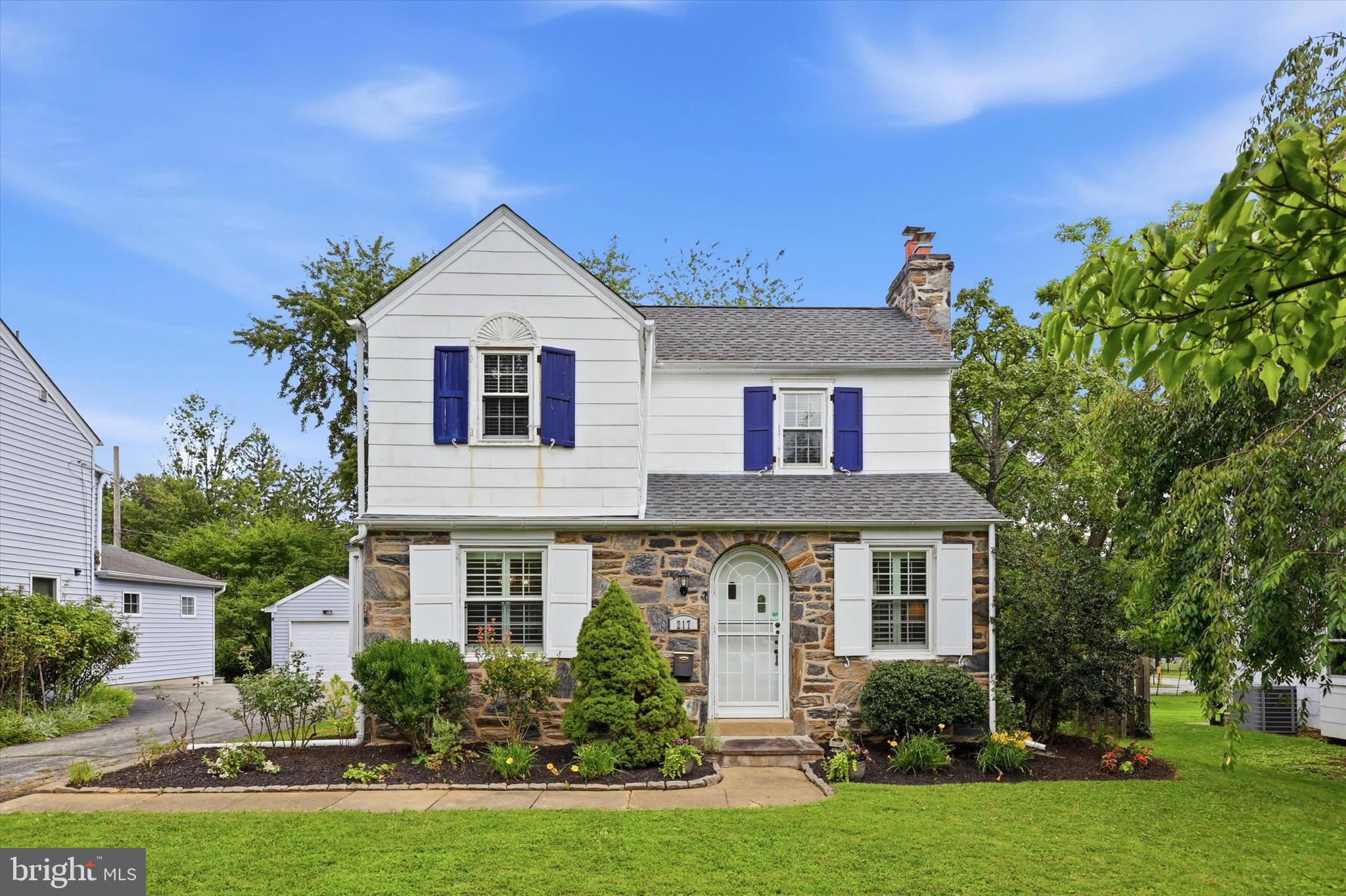 217 WILLIAMSBURG ROAD