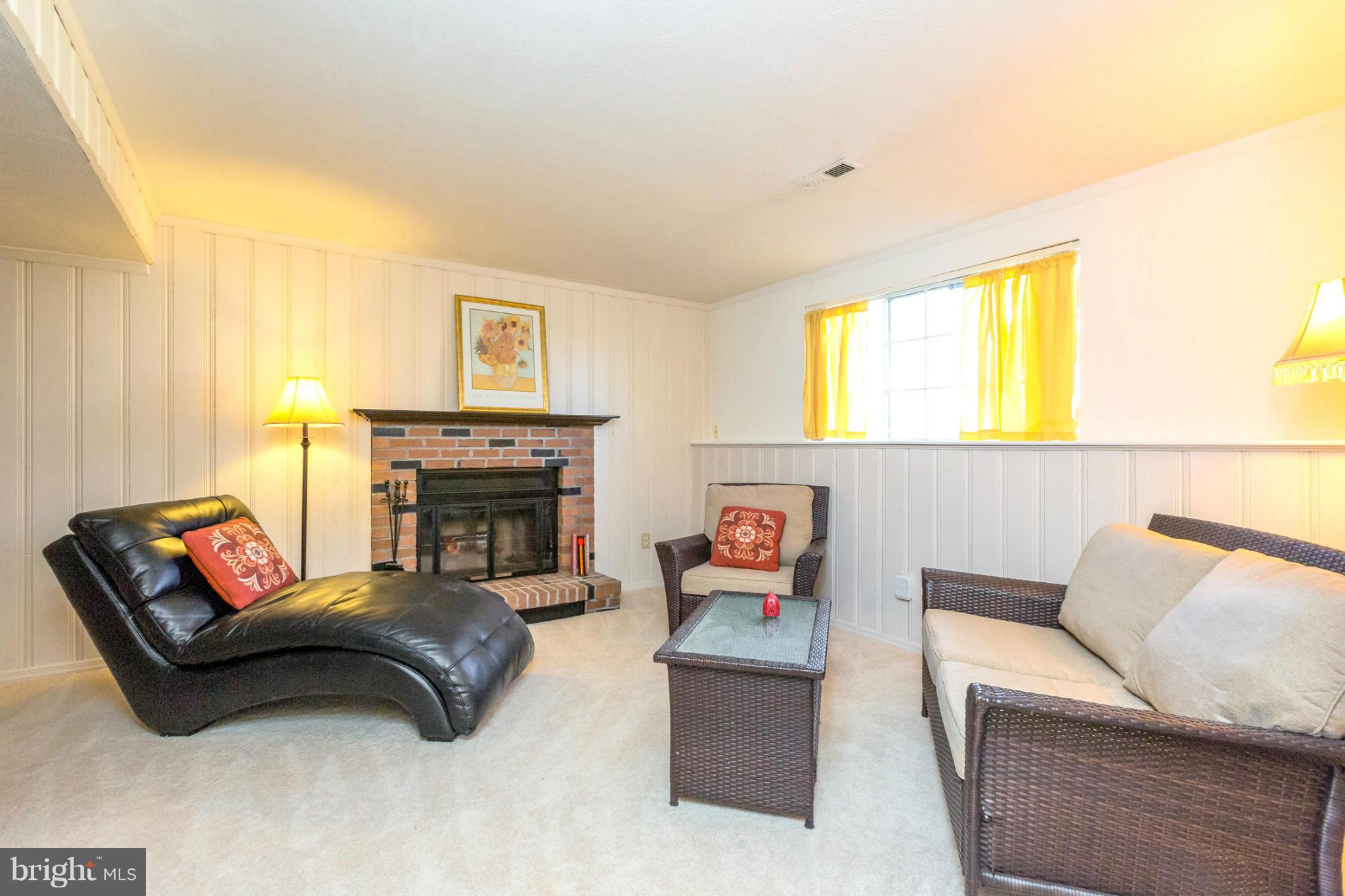 BURLEIGH MANOR - Residential