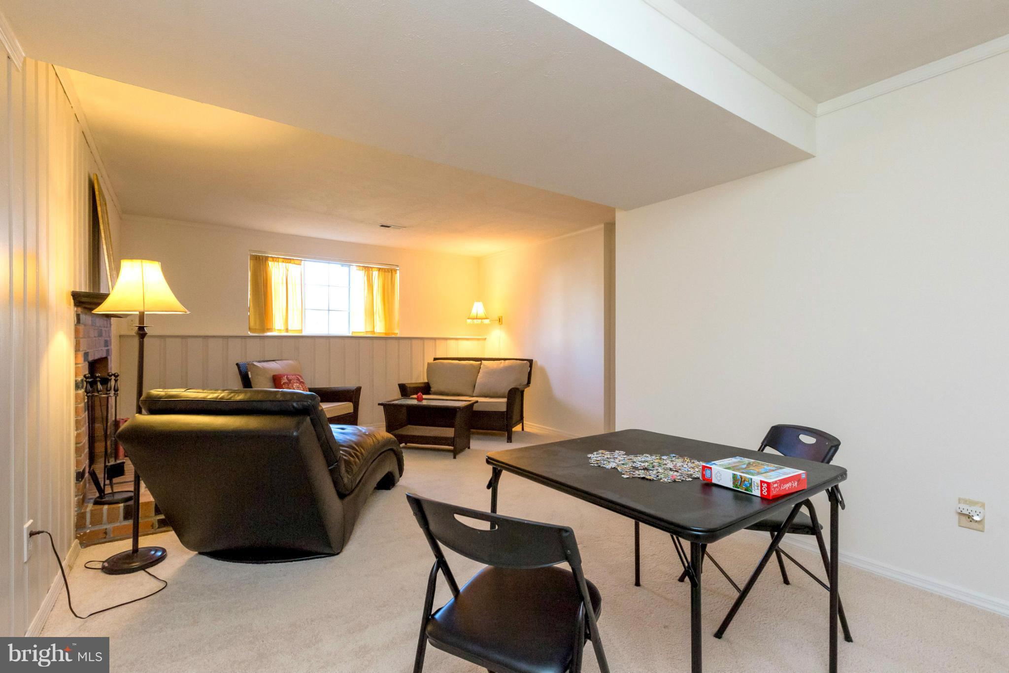 BURLEIGH MANOR - Residential