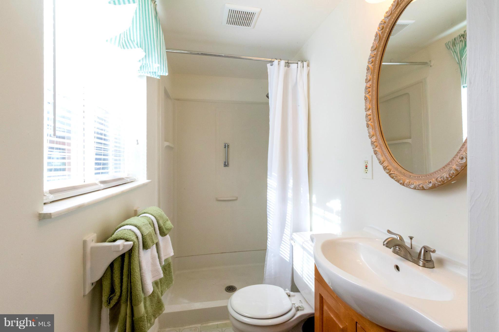 BURLEIGH MANOR - Residential