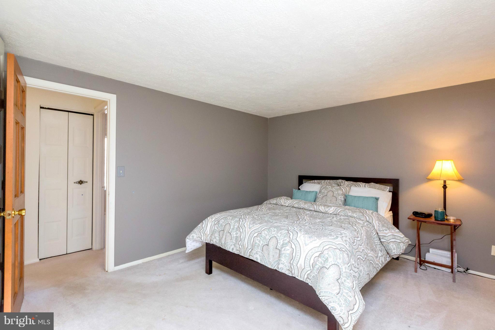 BURLEIGH MANOR - Residential