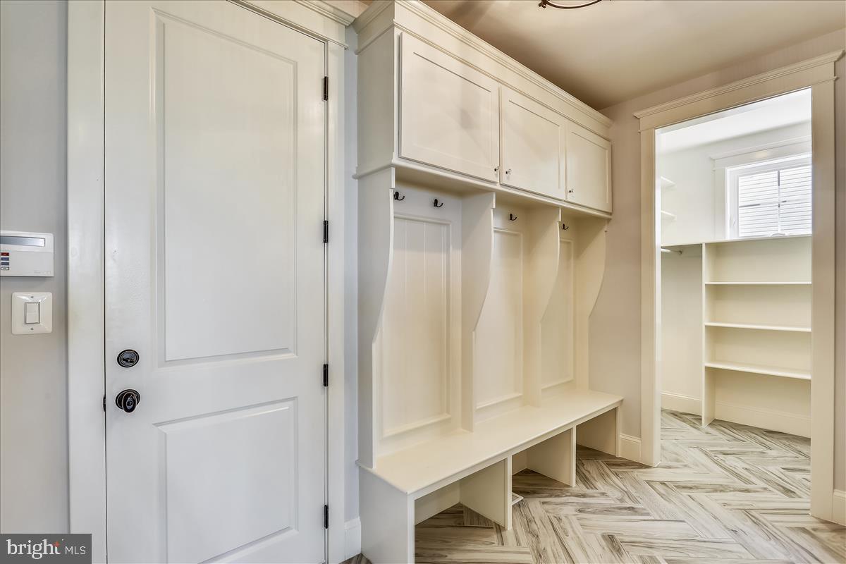 PARKWOOD - Residential