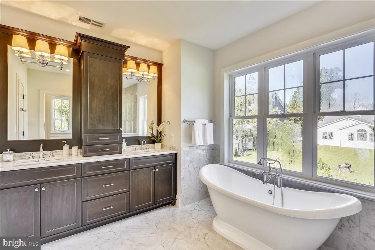 PARKWOOD - Residential