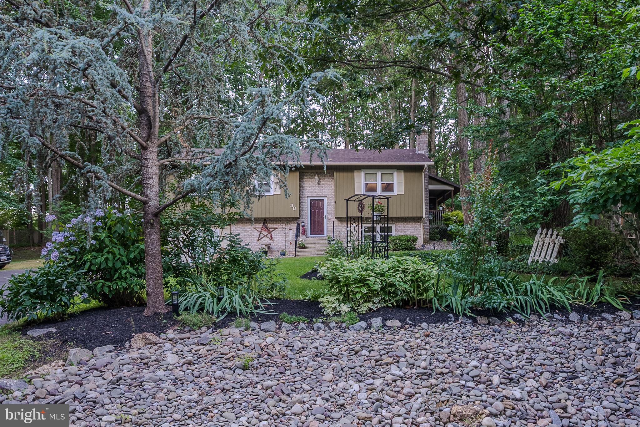 38 OLD CHESTNUT ROAD