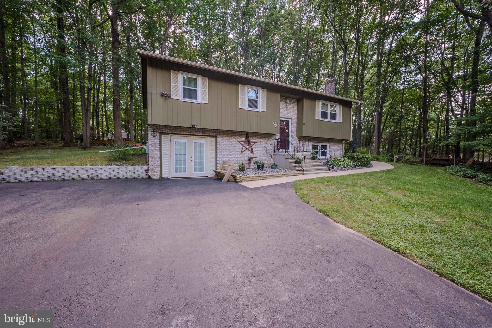 38 OLD CHESTNUT ROAD