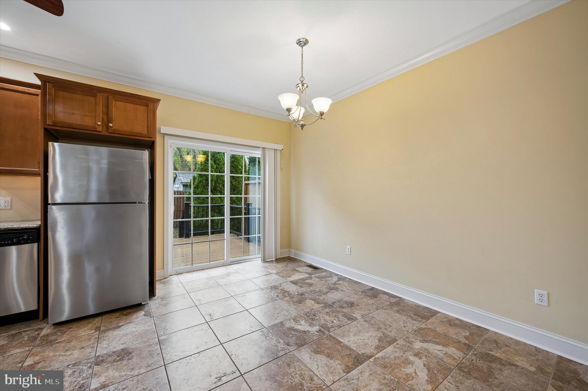 NORRISTOWN - Residential