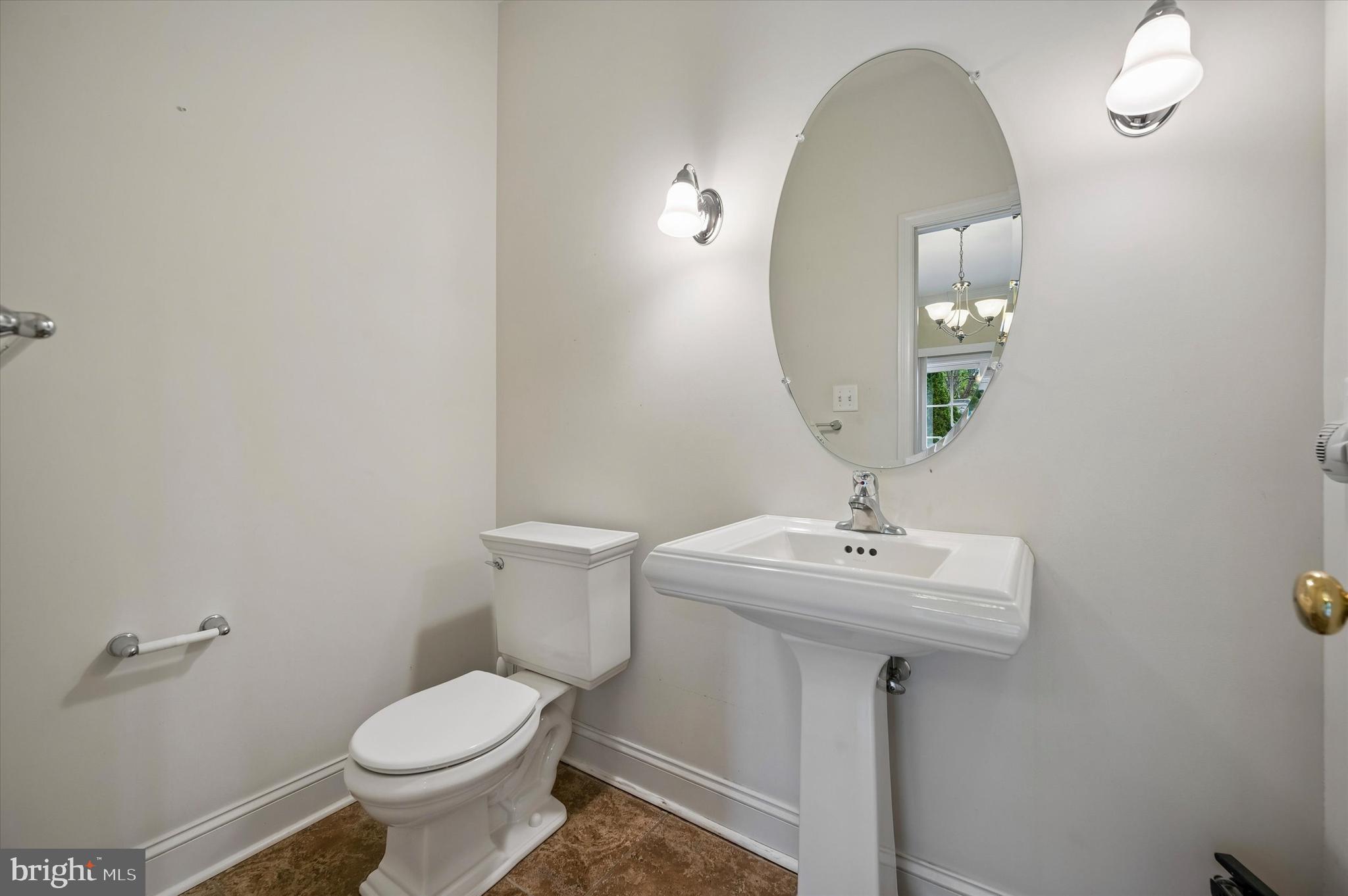 NORRISTOWN - Residential