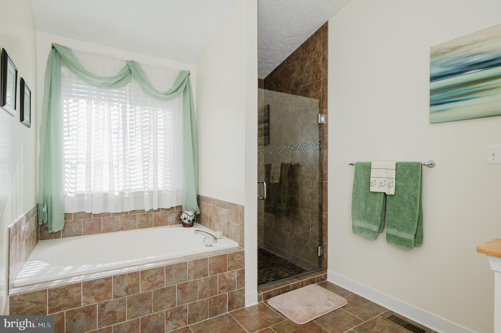 TUCHAHOE FARMS - Residential