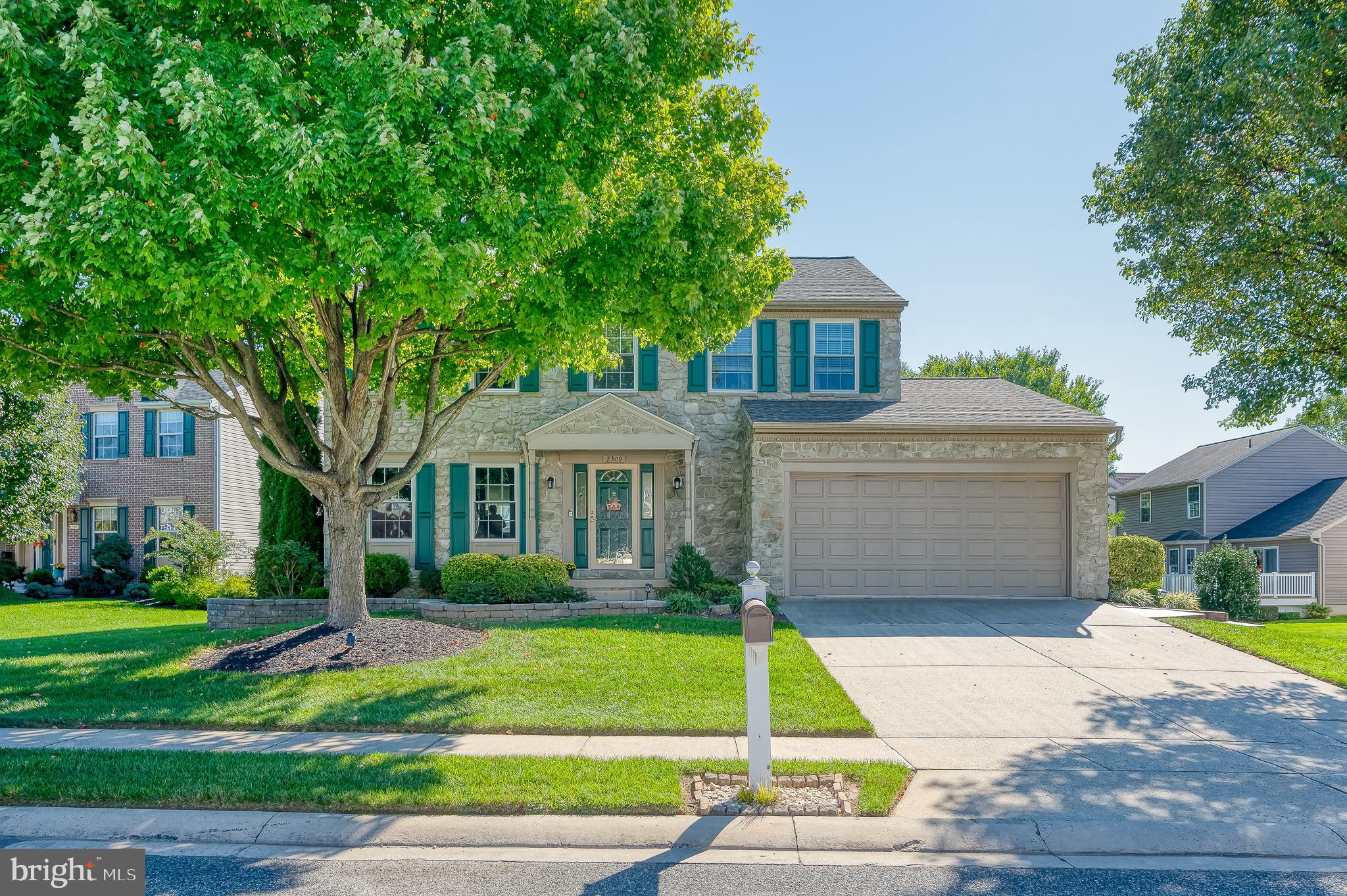 TUCHAHOE FARMS - Residential