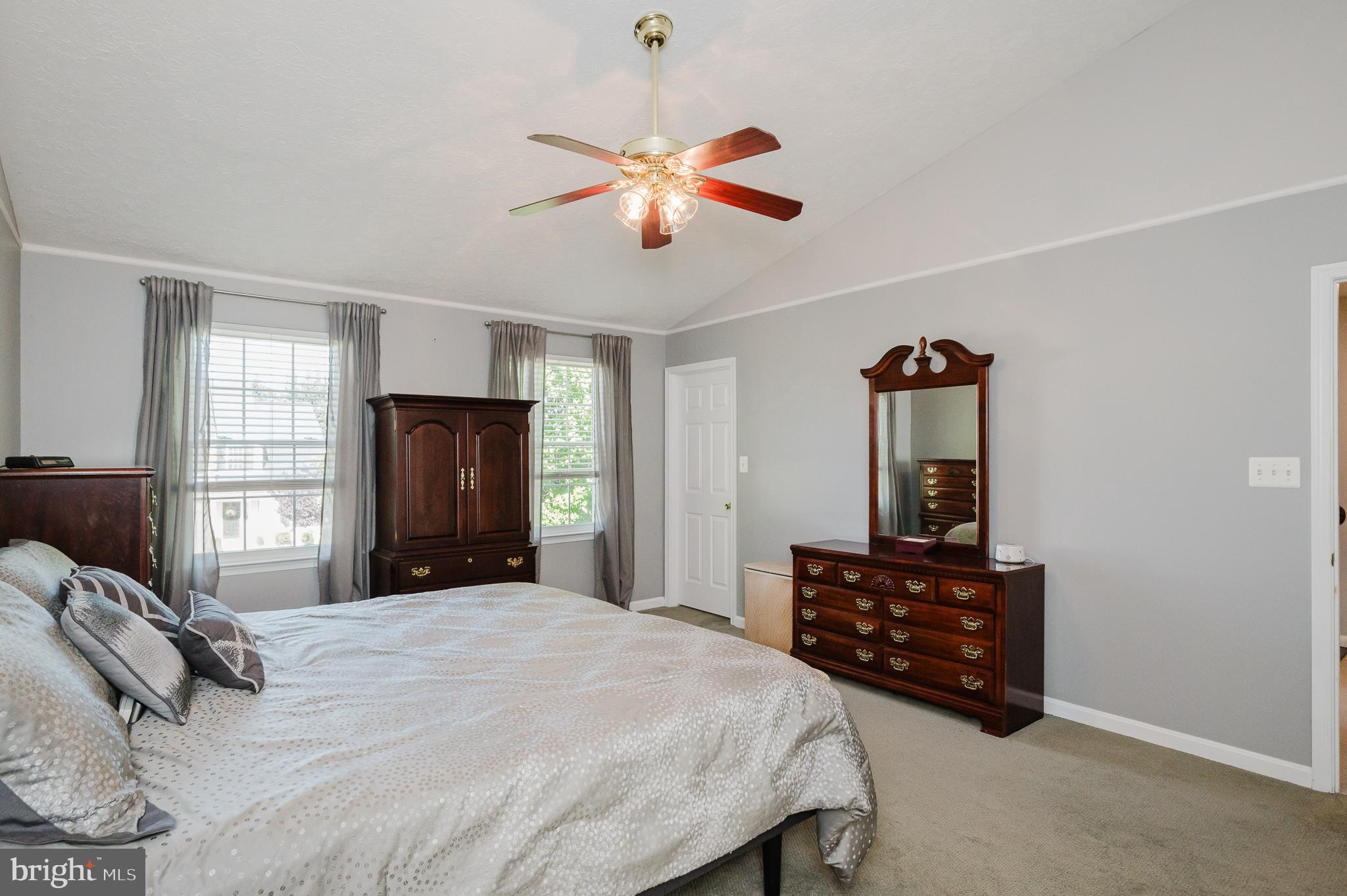 TUCHAHOE FARMS - Residential