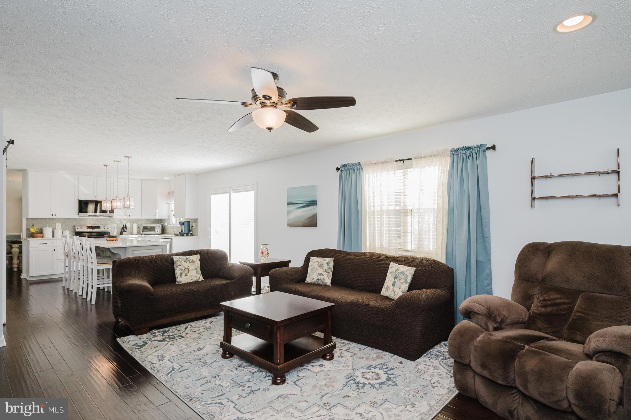 TUCHAHOE FARMS - Residential