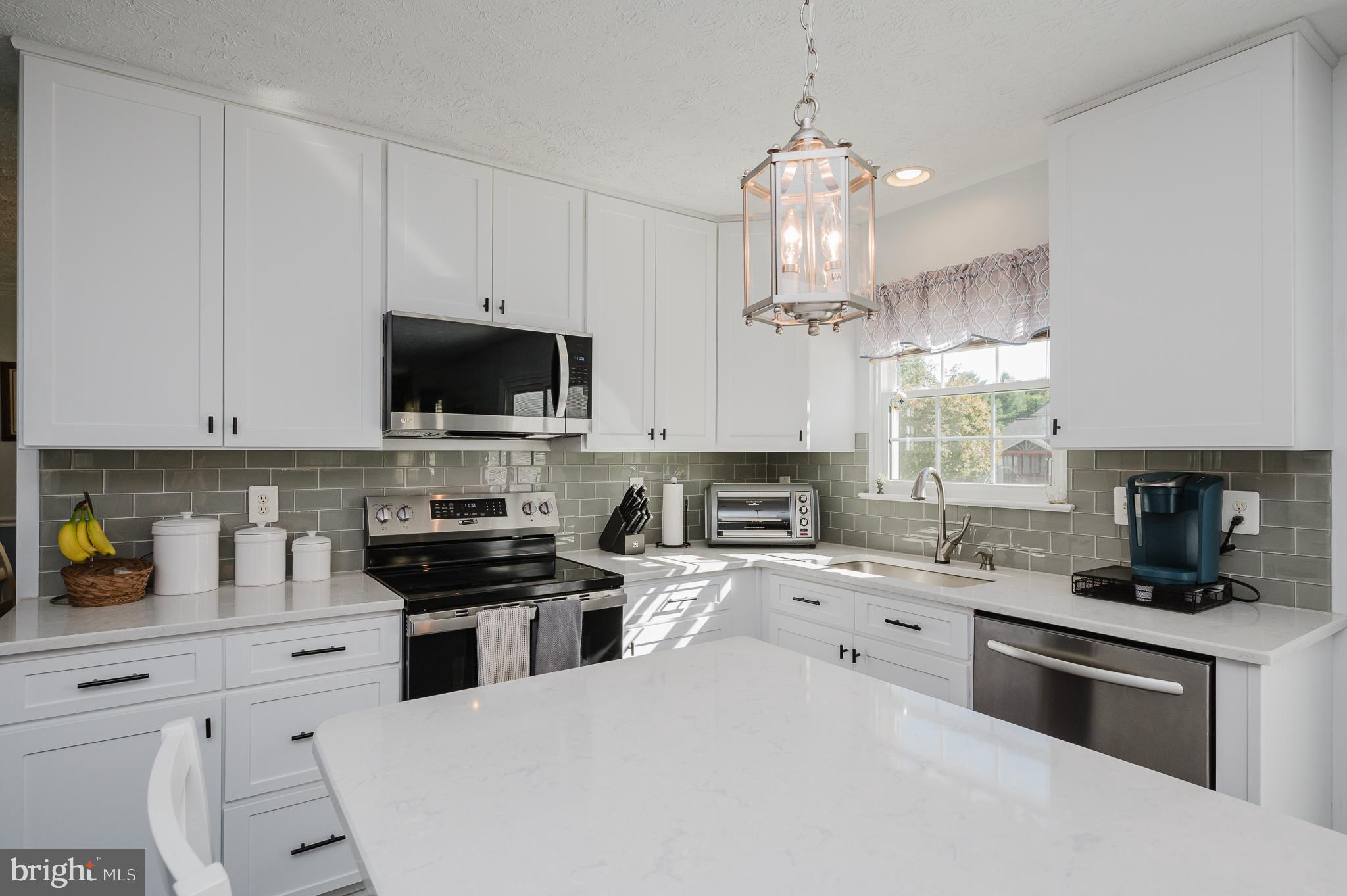 TUCHAHOE FARMS - Residential