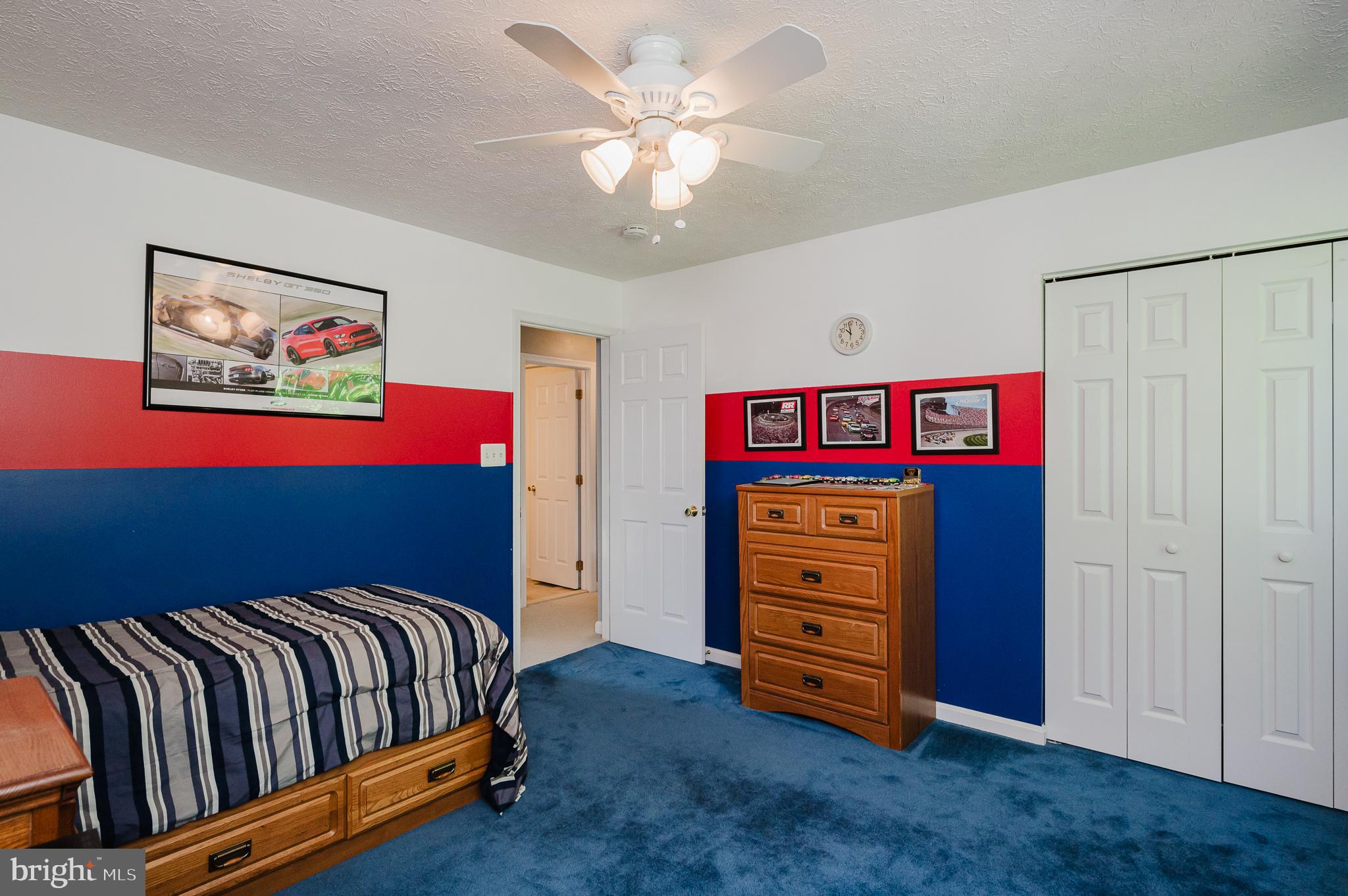 TUCHAHOE FARMS - Residential