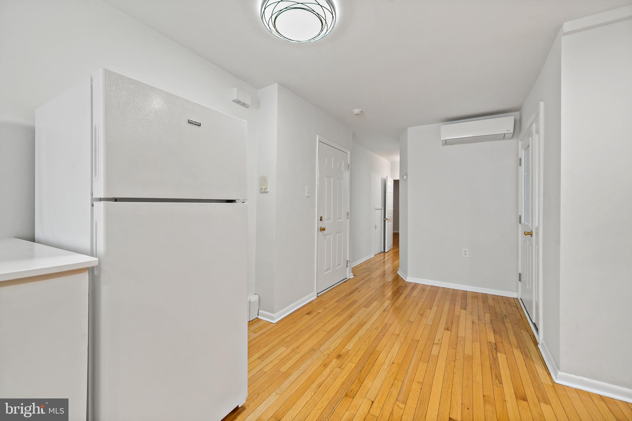 LOWER MOYAMENSING - Residential Lease