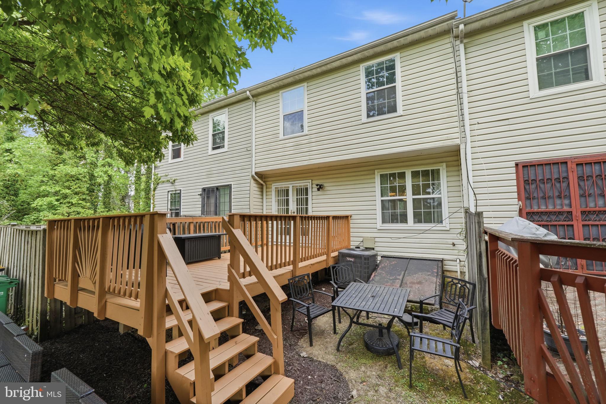 PENNSYLVANIA PLACE - Residential