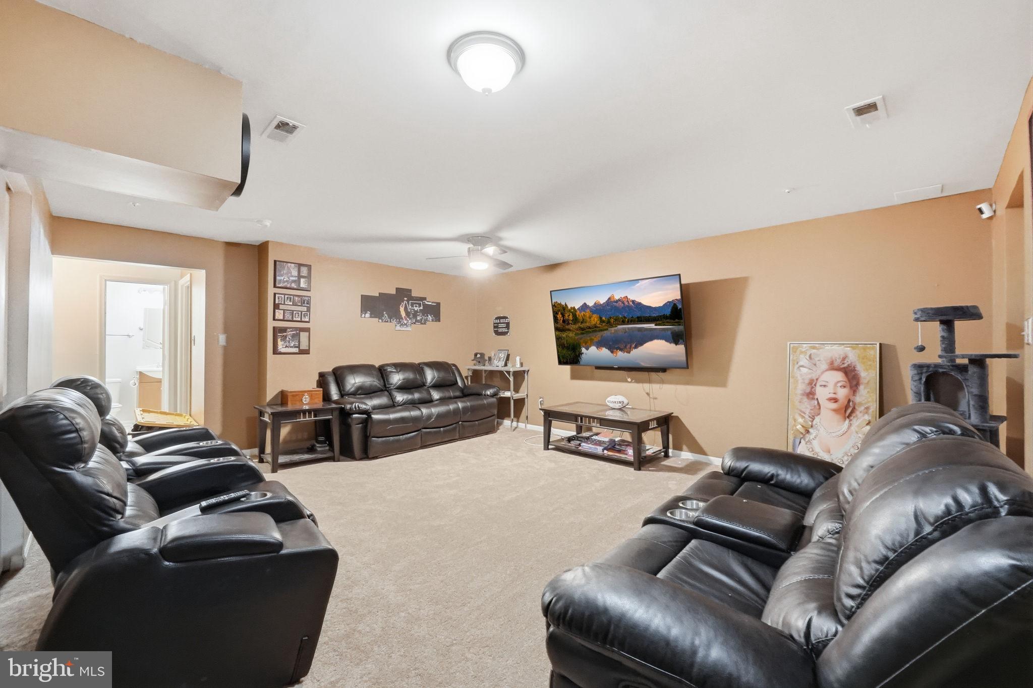 PENNSYLVANIA PLACE - Residential