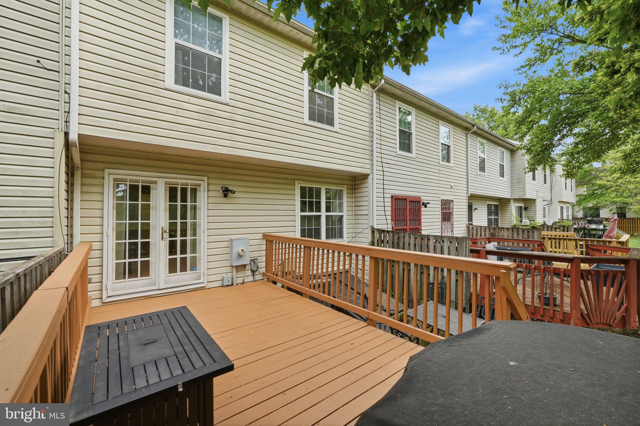 PENNSYLVANIA PLACE - Residential