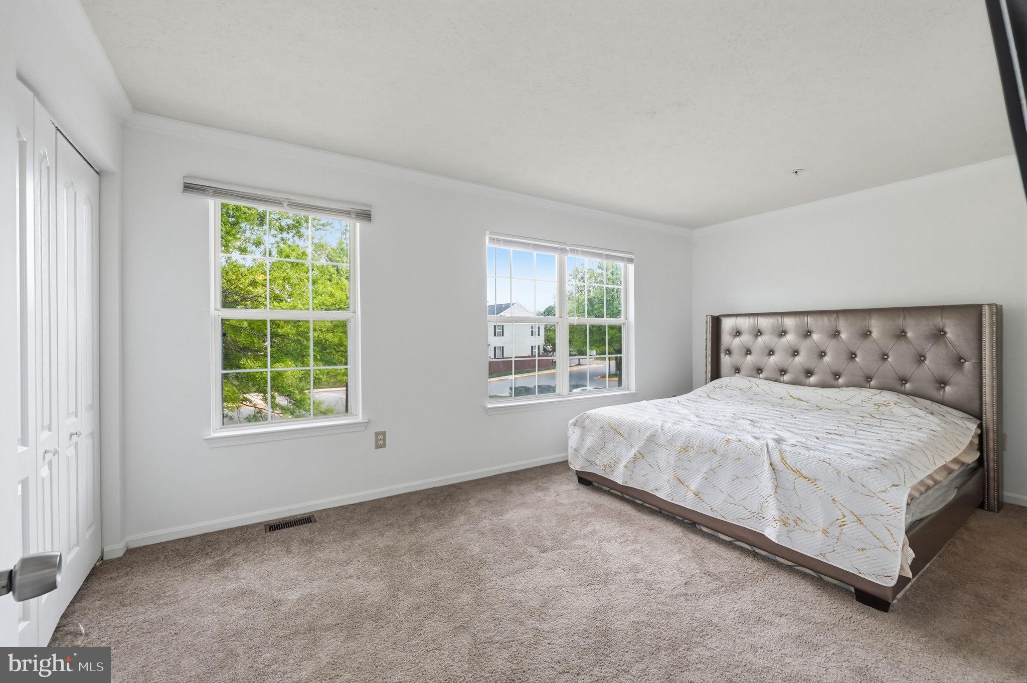 PENNSYLVANIA PLACE - Residential