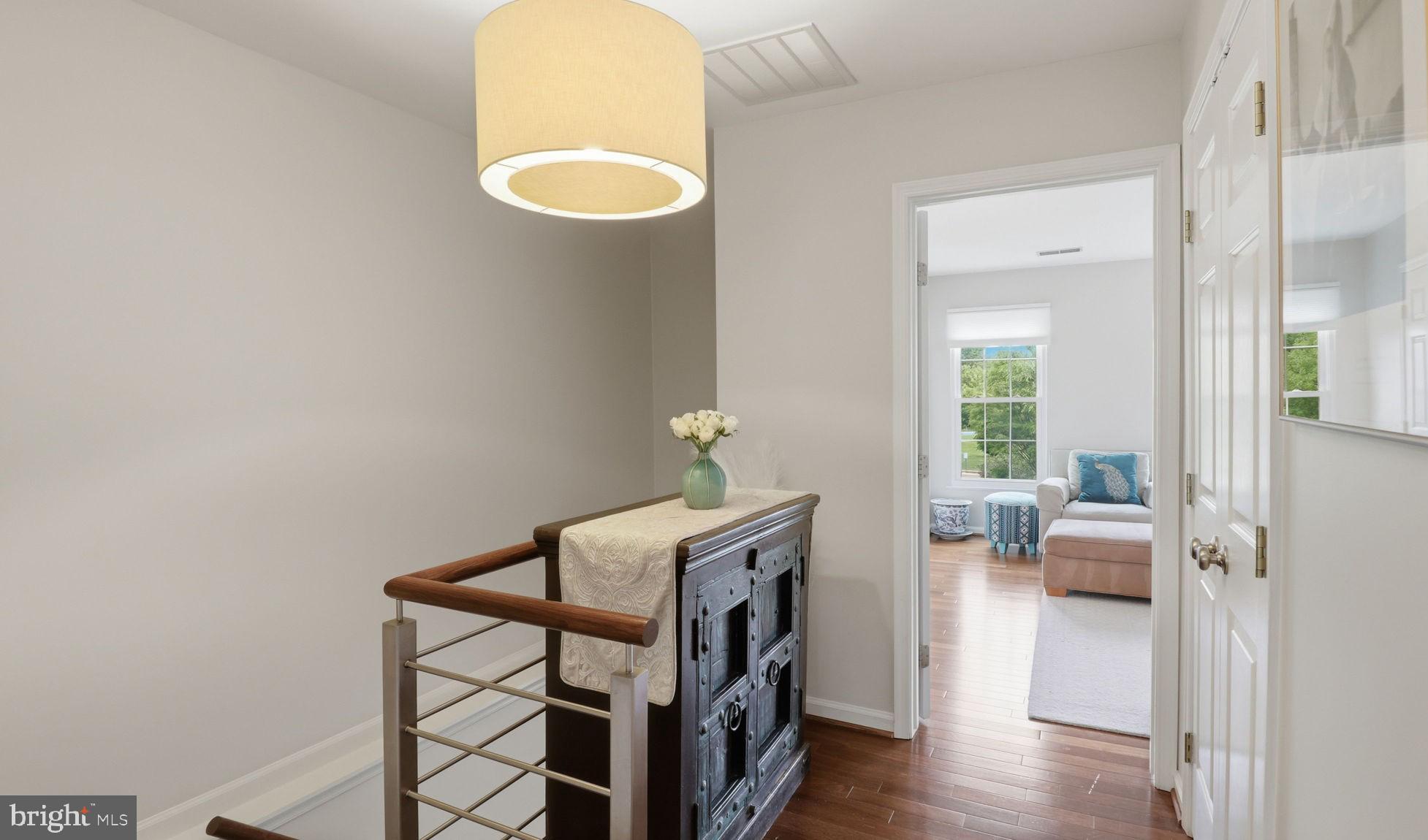 HALLOWELL - Residential