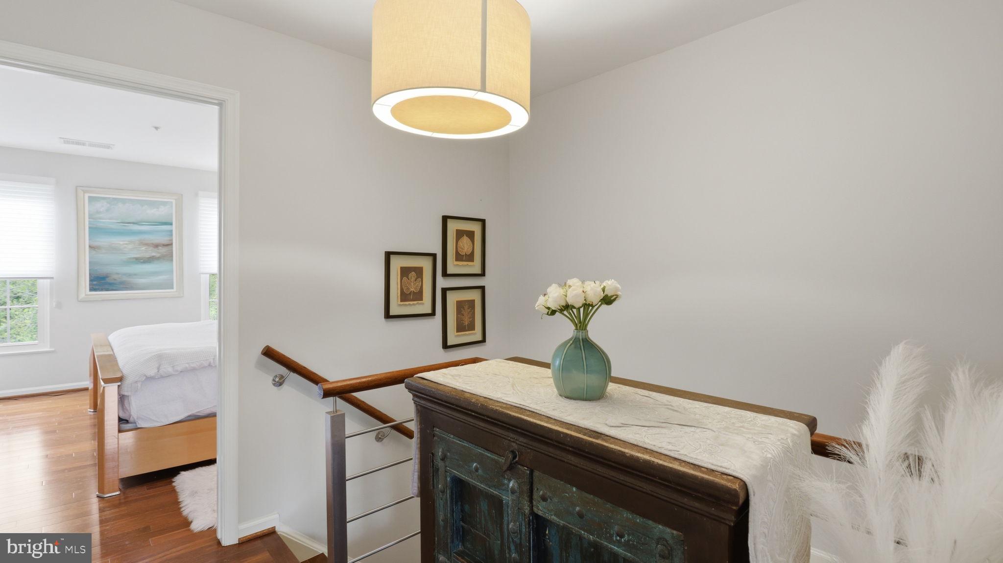 HALLOWELL - Residential