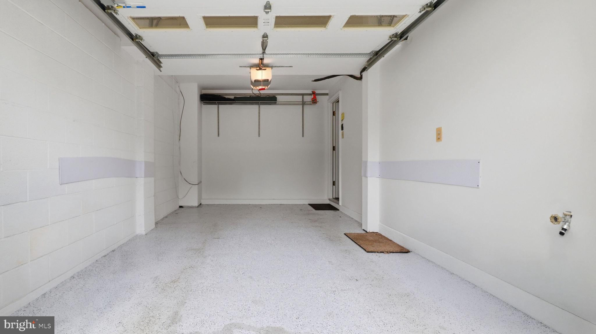 HALLOWELL - Residential