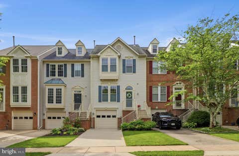 Townhouse For Sale - 3204 Carnegie Hall Circle<br/> OLNEY, MD 20832