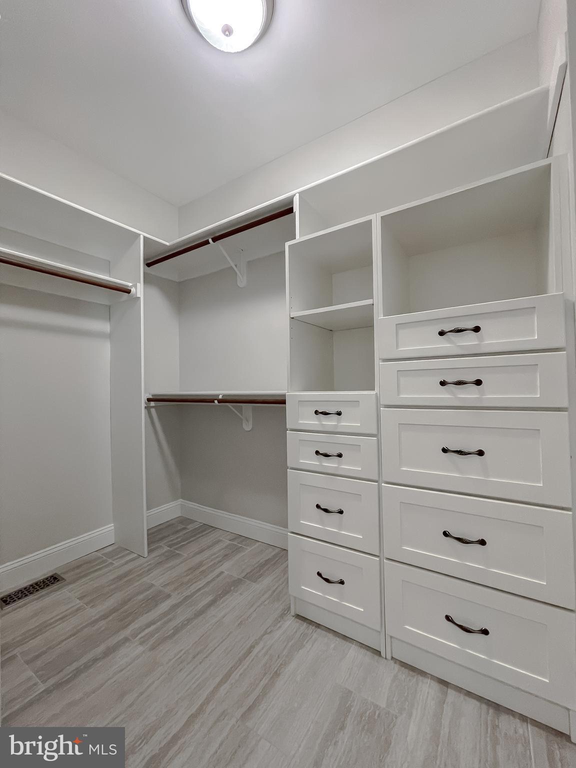 HALF PONE POINT - Residential