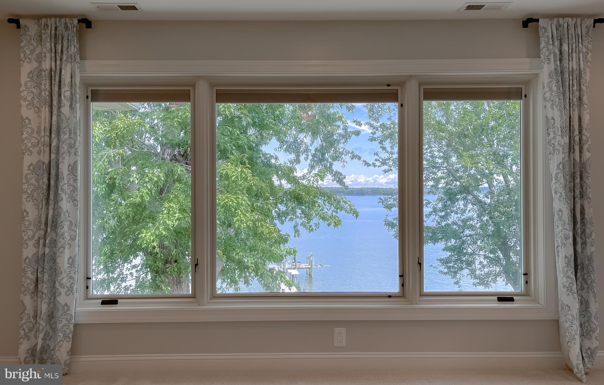 HALF PONE POINT - Residential