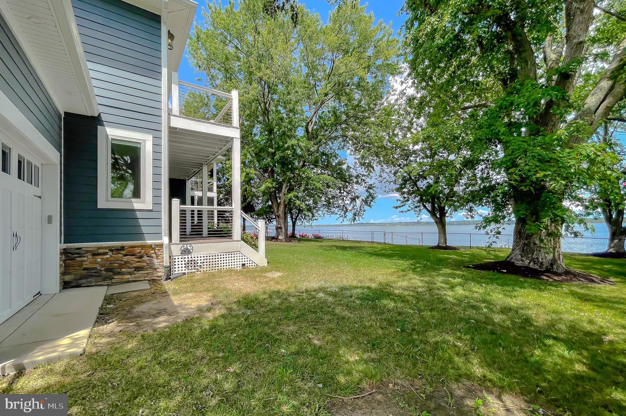 HALF PONE POINT - Residential